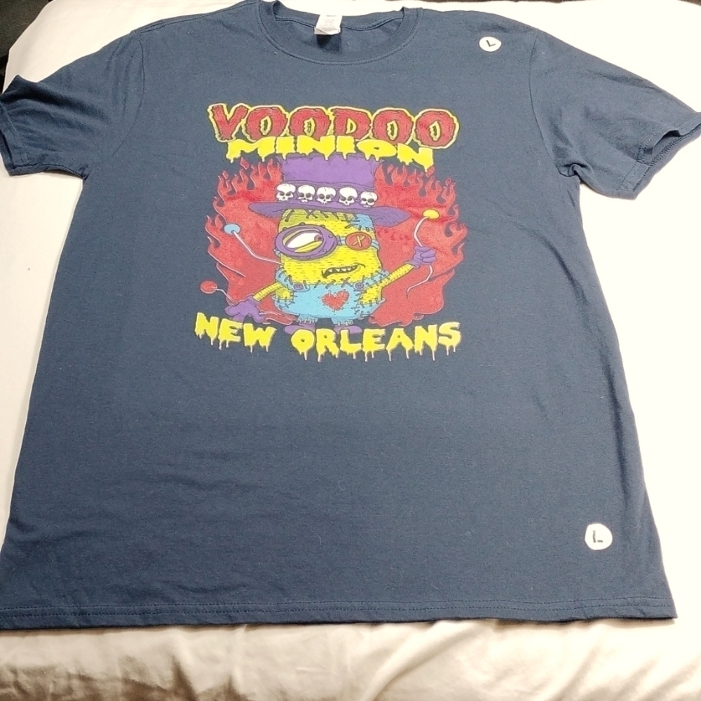 NWOT Voodoo minion women's t shirt size large